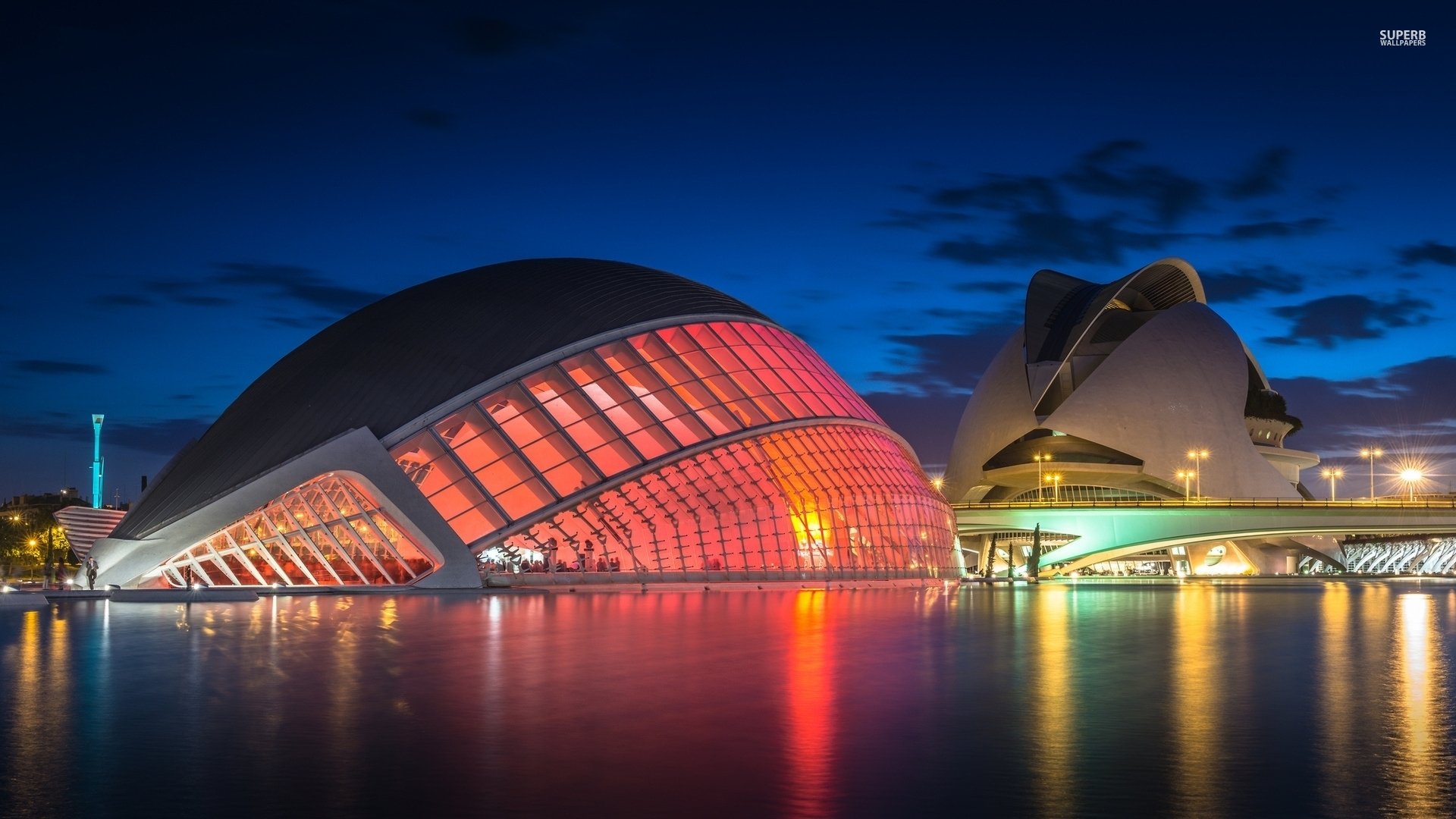 City Of Art And Sciences In Valencia Wallpaper - City Of Arts And Sciences - HD Wallpaper 