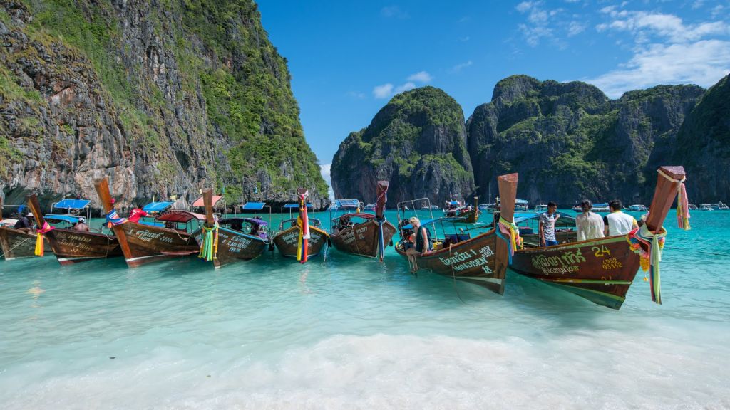 Phi Phi Islands - HD Wallpaper 