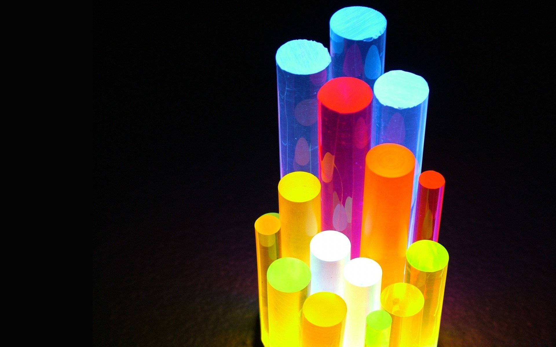 Black Motley Bright Color - Light Emitting Polymers - HD Wallpaper 