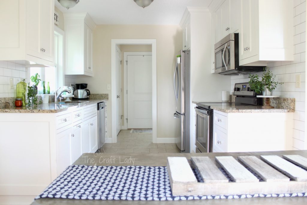 Make A White Subway Tile Temporary Backsplash With - Backsplash Tile - HD Wallpaper 