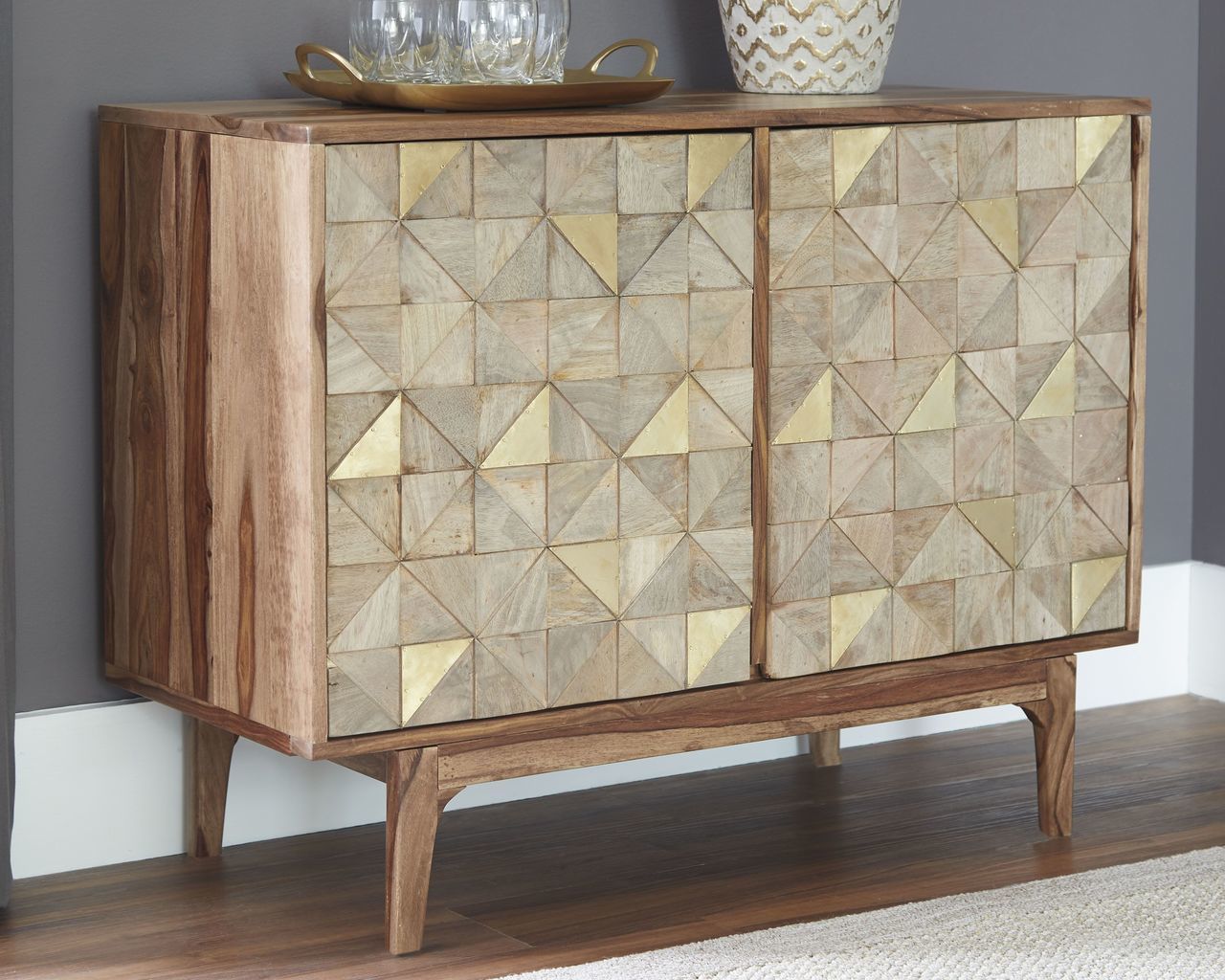 Carolmore Accent Cabinet - HD Wallpaper 
