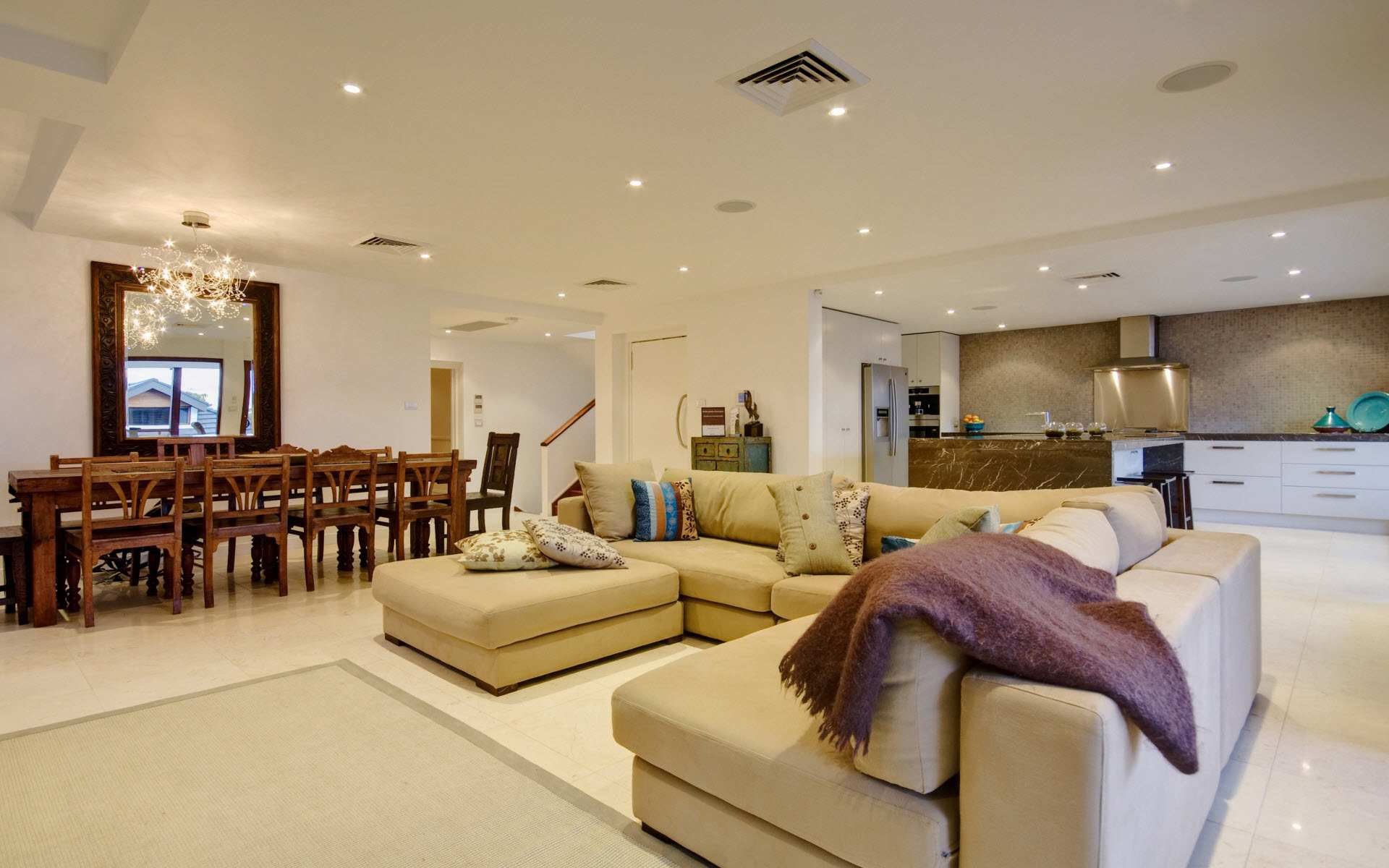 Beautiful Home Interior Design 5 Clever Ideas Unbelievable - Mukesh Ambani Living Room - HD Wallpaper 