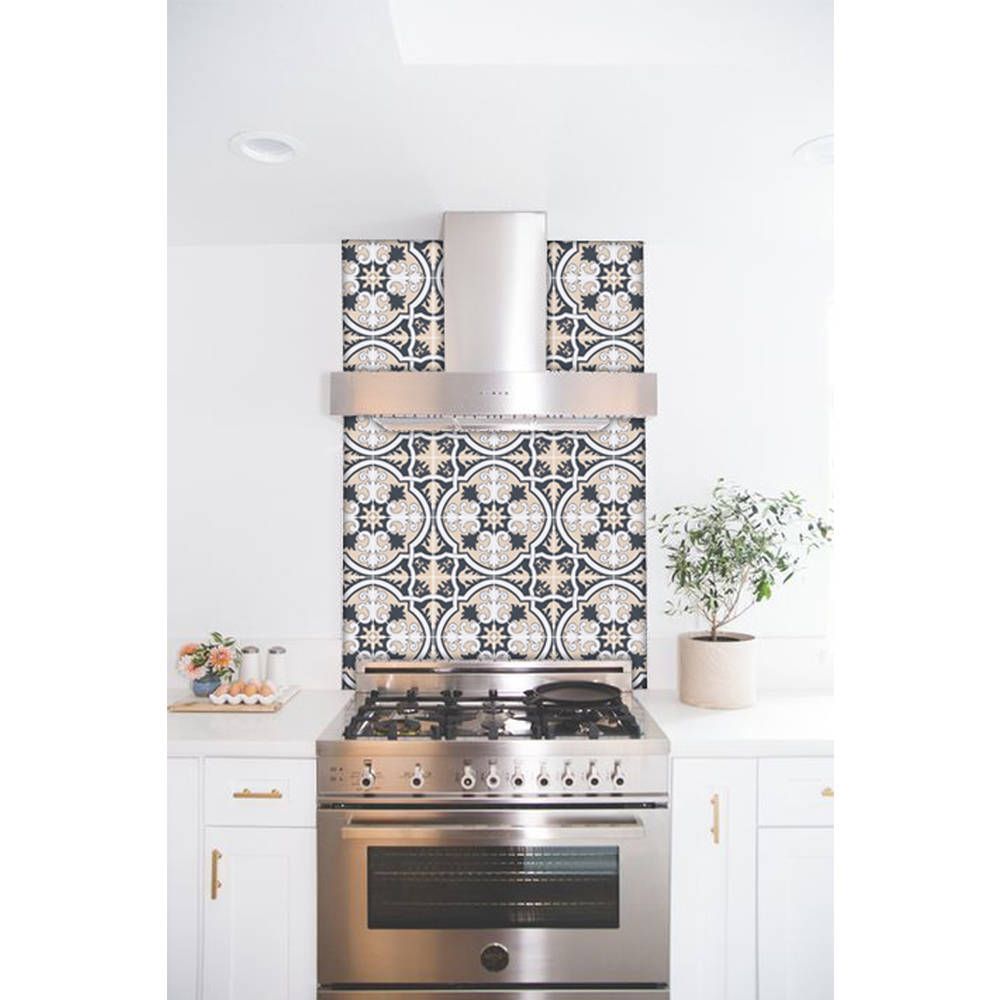 European Tile Kitchen Backsplash - HD Wallpaper 