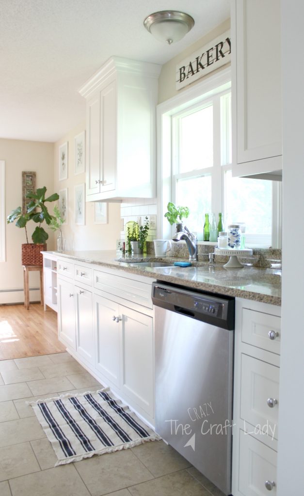Make A White Subway Tile Temporary Backsplash With - Kitchen - HD Wallpaper 