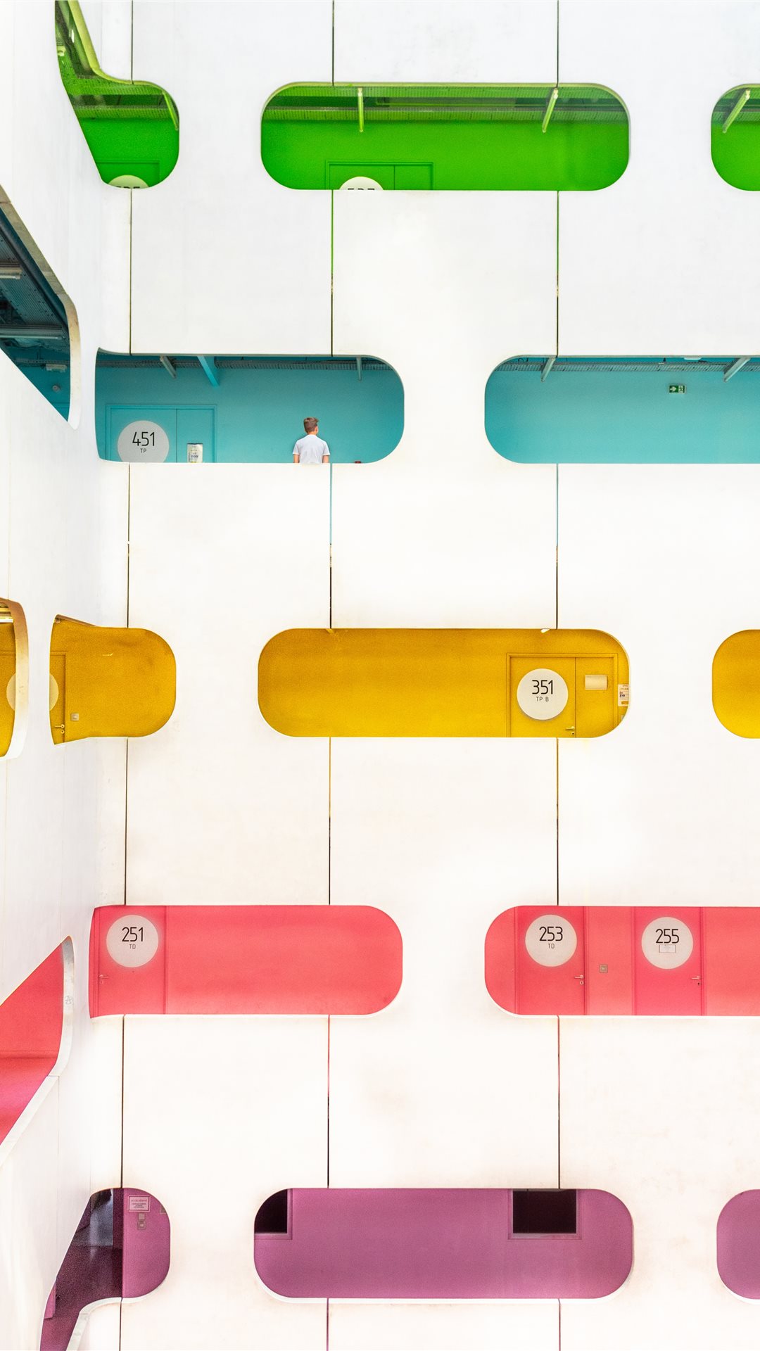 Paris Colorful Hotel - HD Wallpaper 