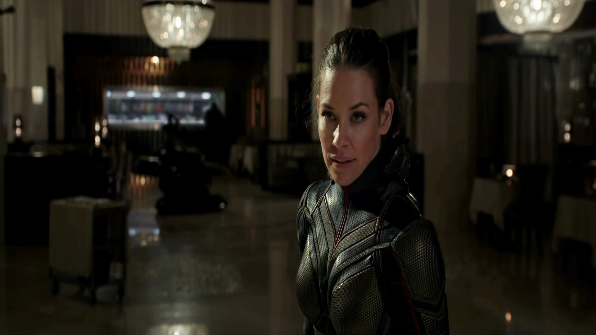 Evangeline Lilly In Ant Man And The Wasp Movie Wallpaper - Hope Van Dyne Gif - HD Wallpaper 