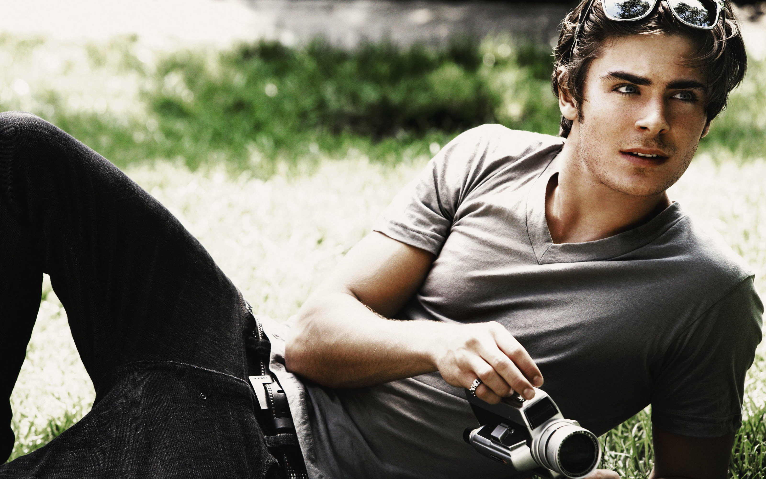 3200x2000, Hd Wallpaper - Zac Efron - HD Wallpaper 