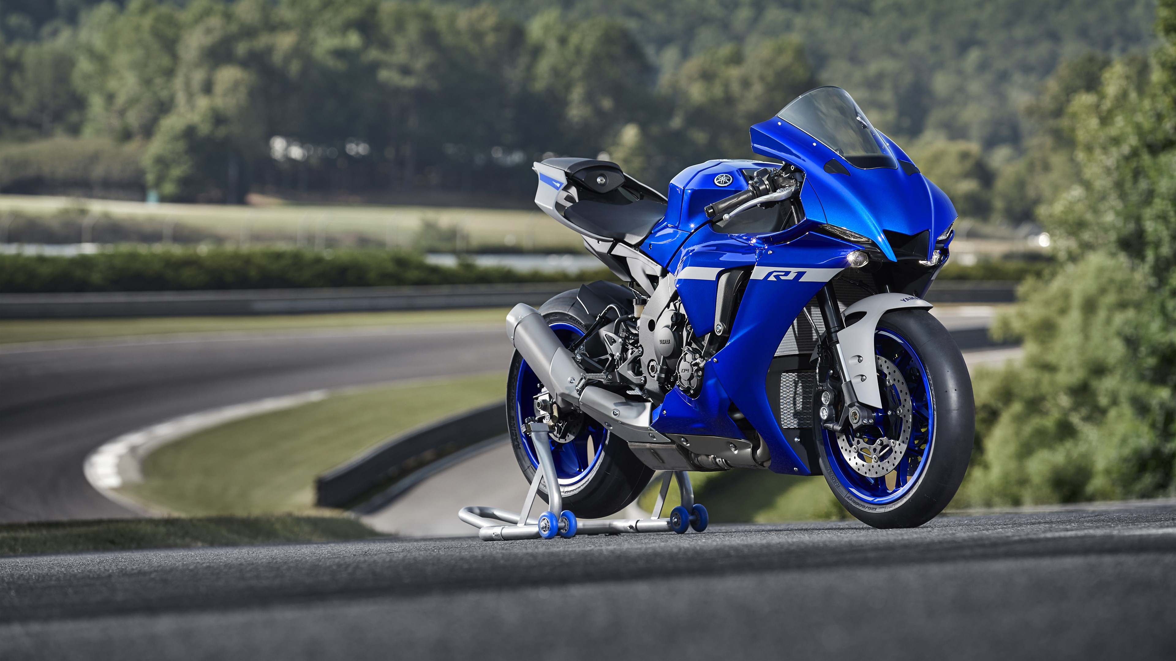 Yamaha Yzf R1 2020 Bike 4k Wallpaper - Yzf R1 2020 - HD Wallpaper 