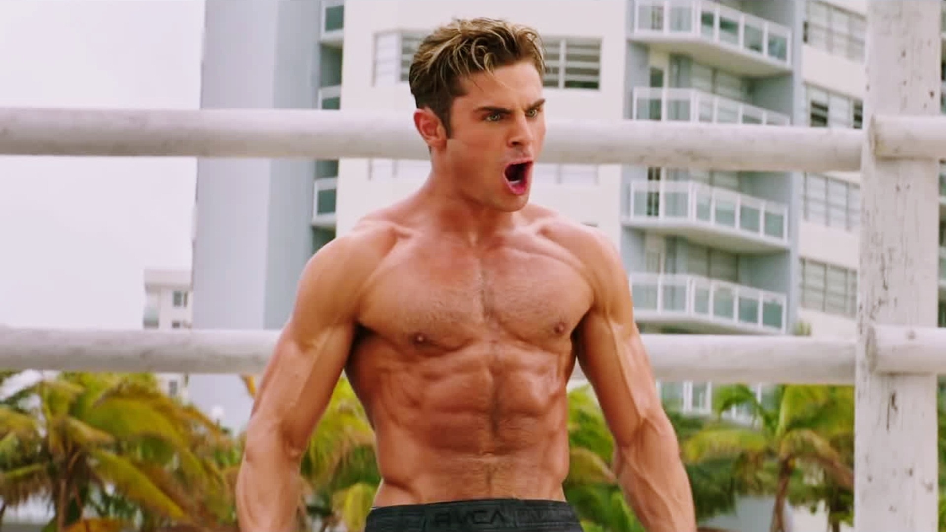 Zac Efron Body In Baywatch Wallpaper - Zac Efron Baywatch Scene - HD Wallpaper 