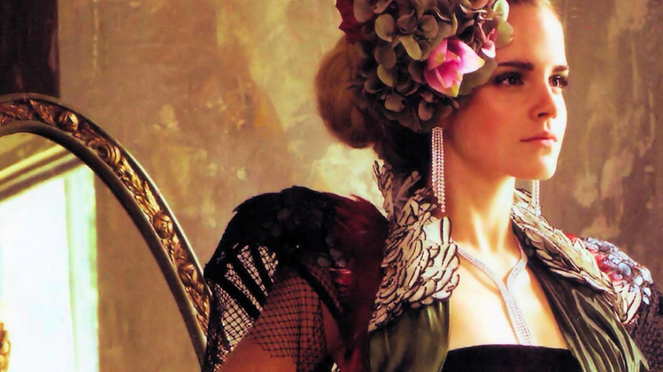 Emma Watson - HD Wallpaper 