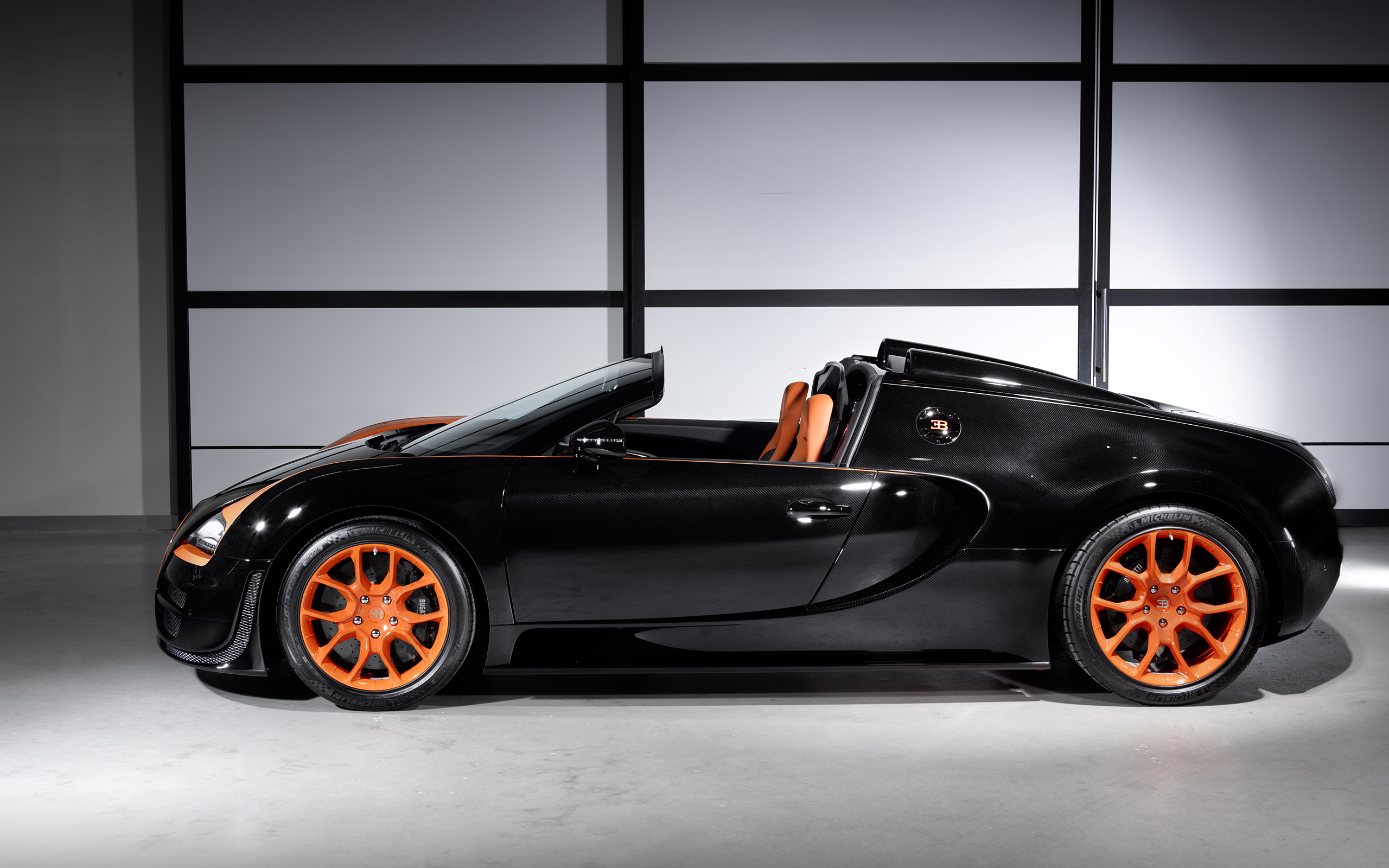 2 Bugatti Veyron 16.4 Grand Sport - HD Wallpaper 