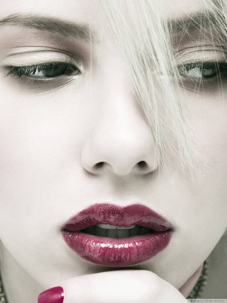 Scarlett Johansson Hd Wallpaper Mobile - HD Wallpaper 