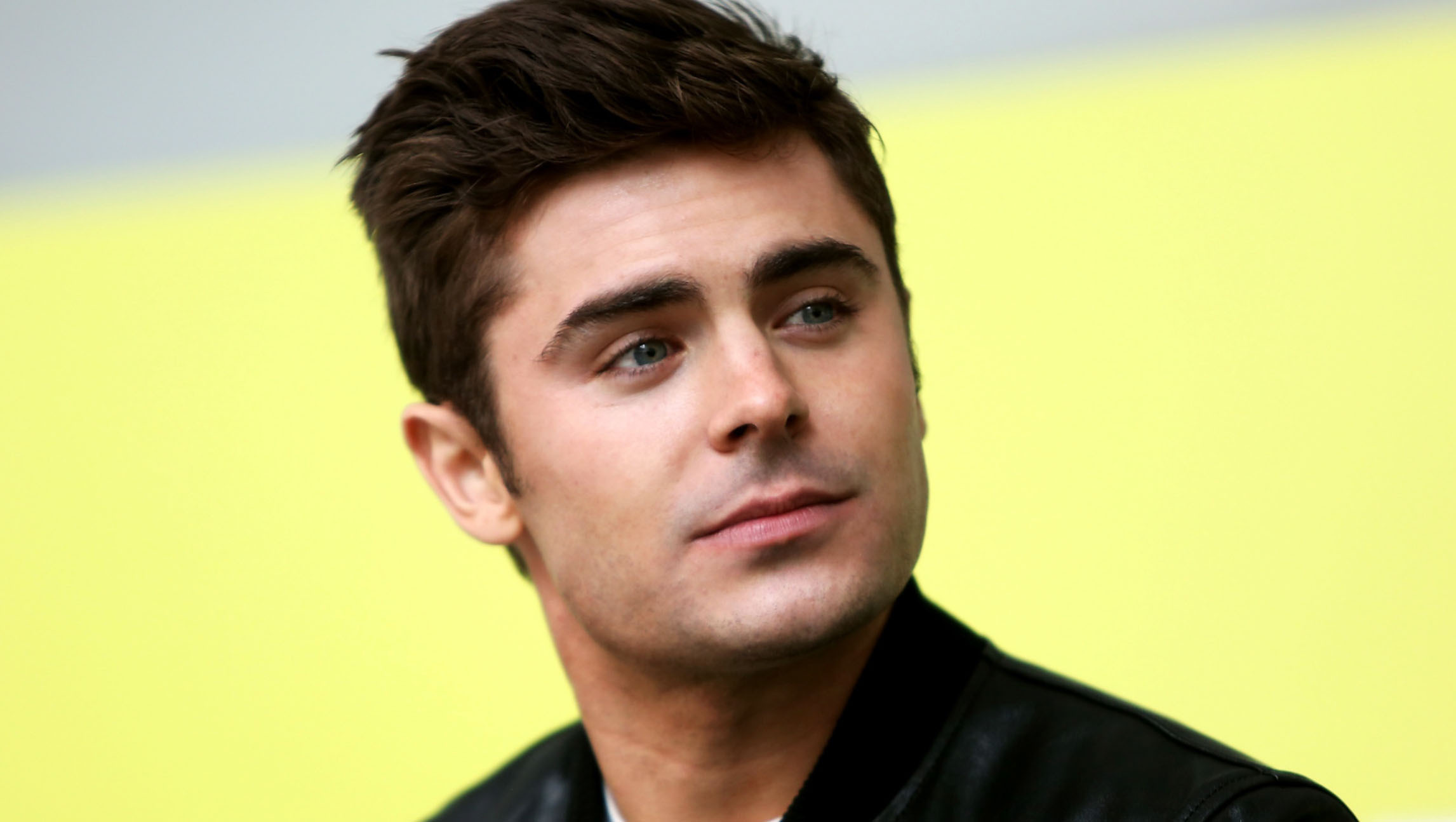 Zac Efron Hd Desktop - HD Wallpaper 