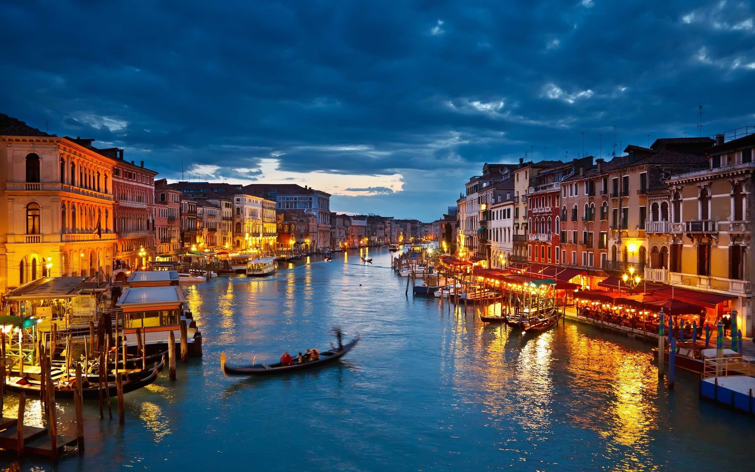 2560x1600, Wallpapers For > Italian Pride Desktop Wallpaper - Grand Canal - HD Wallpaper 