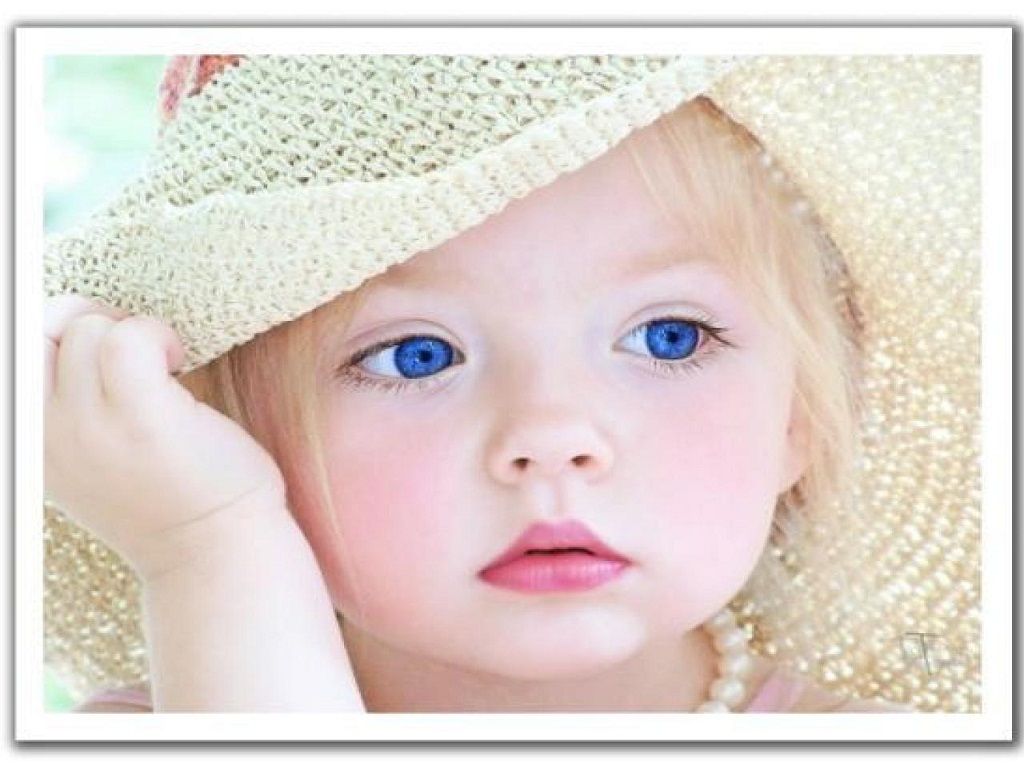 Download Cute Sweet Baby Girl Wallpaper - Beautiful Baby Photos Gallery - HD Wallpaper 