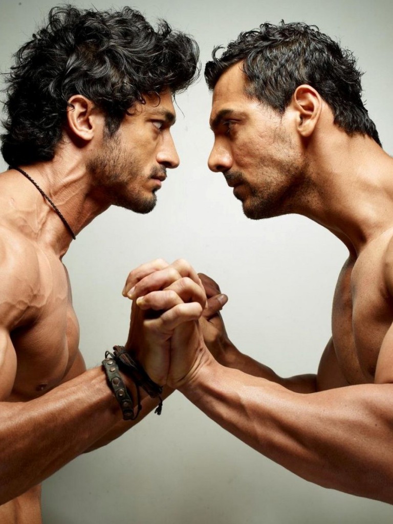 Actors John Abraham And Vidyut Jamwal 6 Pack Body Hd - Vidyut Jamwal And John Abraham Movie - HD Wallpaper 