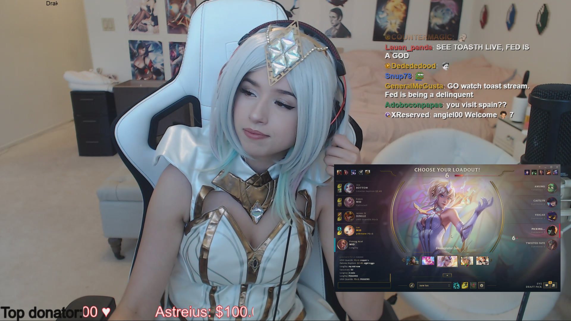 Elementalist Lux Cosplay Pokimane - HD Wallpaper 