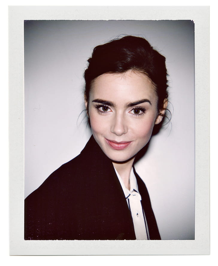 Lily Collins, Women, Celebrity, Canvas, Portrait, Hd - Lily Collins Halo Of Stars - HD Wallpaper 