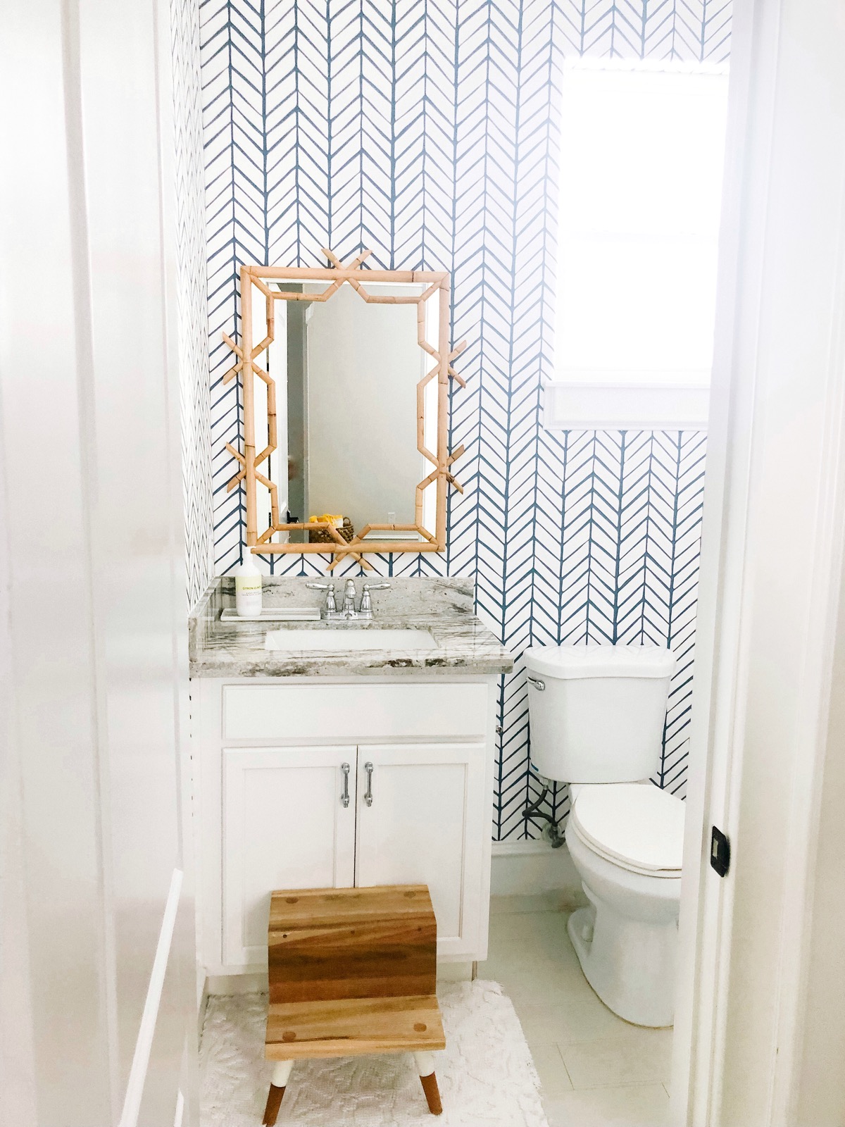 Bathroom - HD Wallpaper 