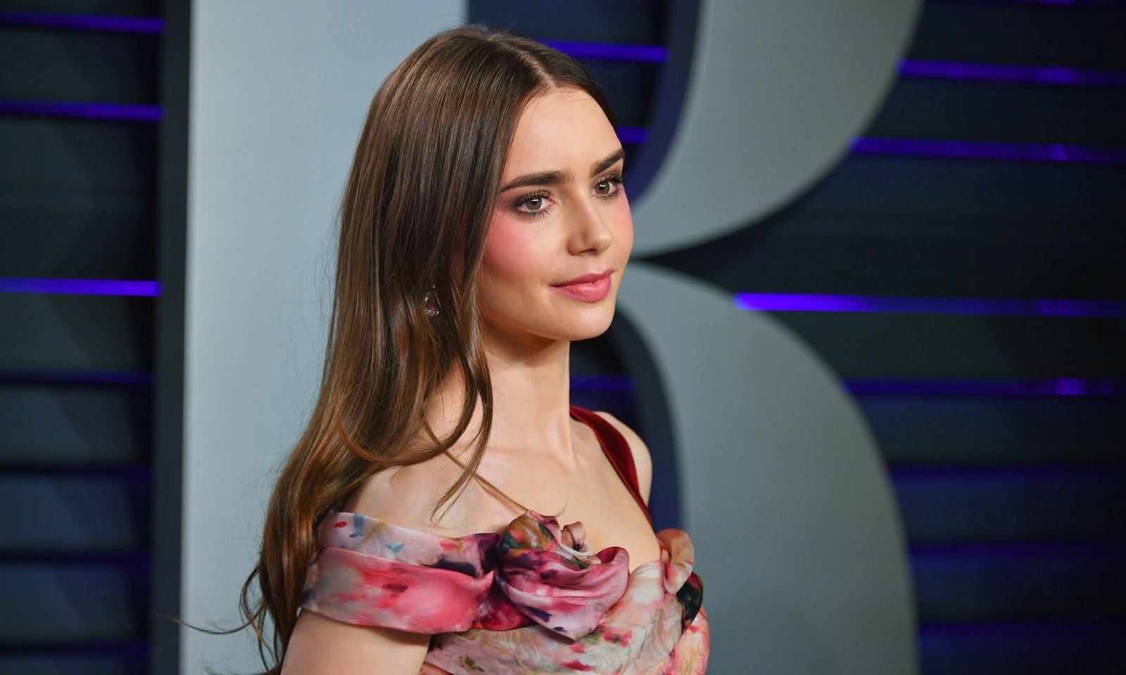 Lily Collins Hd Wallpapers - Lily Collins - HD Wallpaper 