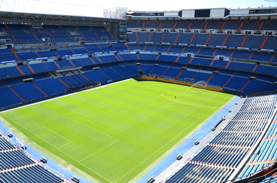 Santiago Bernabéu Stadium - HD Wallpaper 