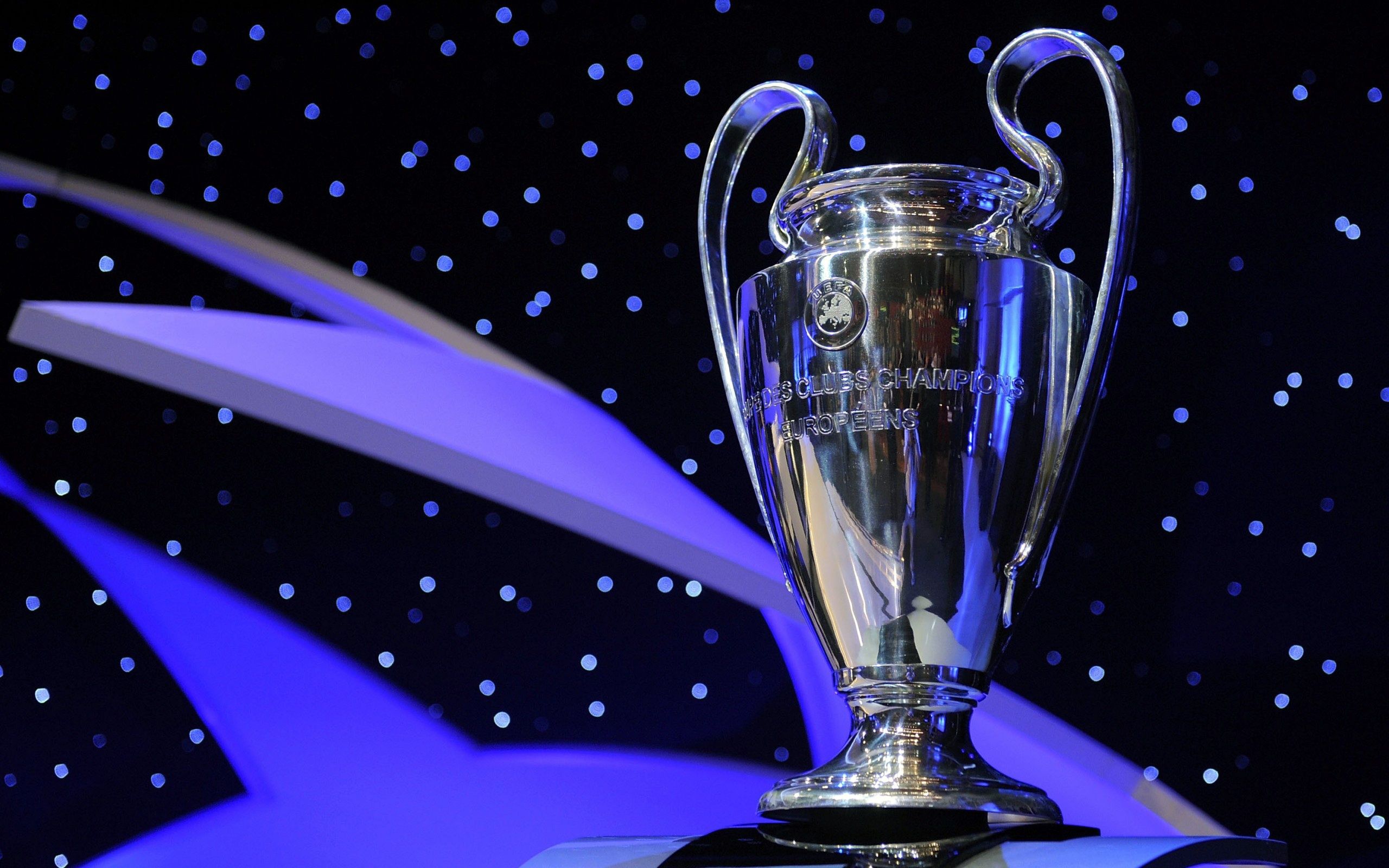 Champions League Trophy Background - HD Wallpaper 