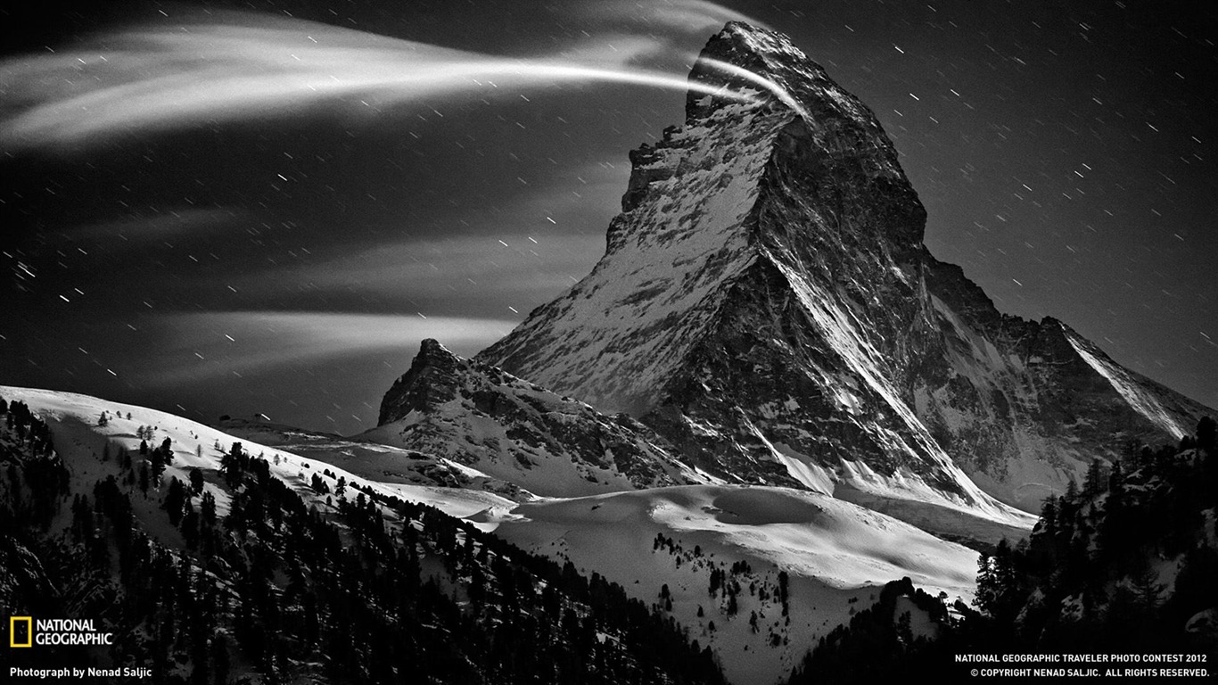 Matterhorn At Night-national Geographic Wallpaper2012 - Matterhorn - HD Wallpaper 