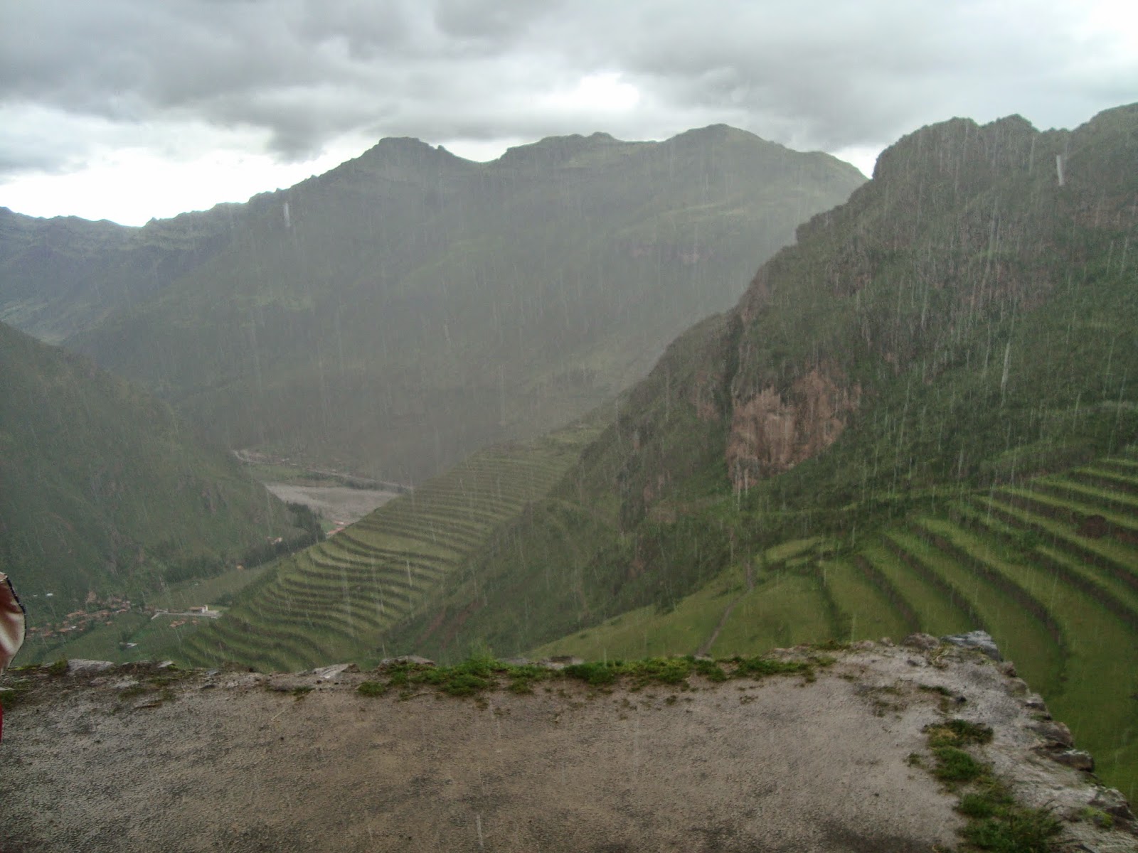 Machu Picchu Wallpaper Groovy - Summit - HD Wallpaper 