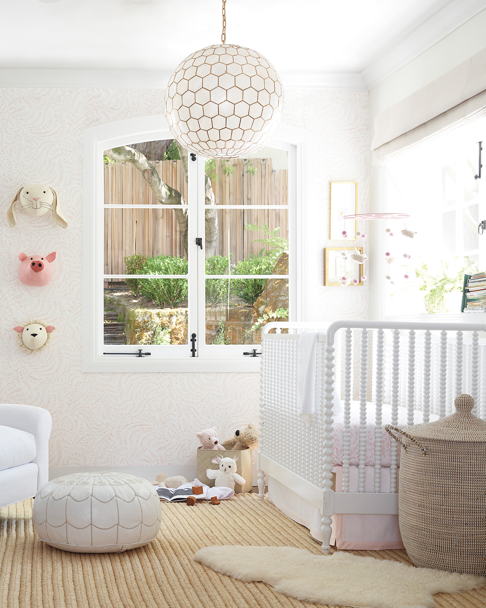 Bright And White Baby Girl Nursery - Serena And Lily Priano Crib Sheet - HD Wallpaper 