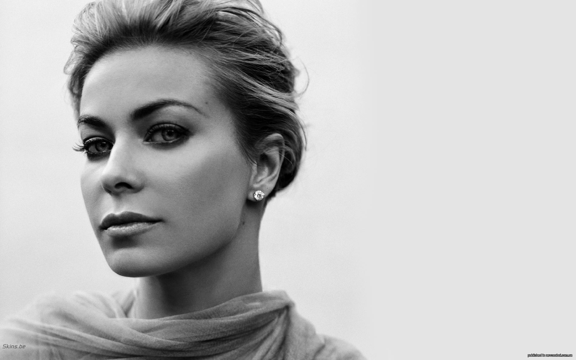 Carmen Electra Wallpapers - Carmen Electra - HD Wallpaper 