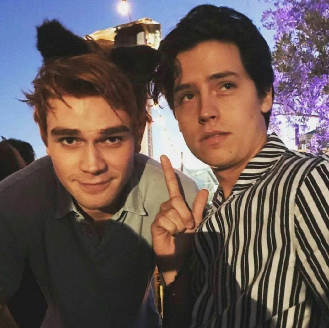 Коул Спроус И Кей Джей - HD Wallpaper 