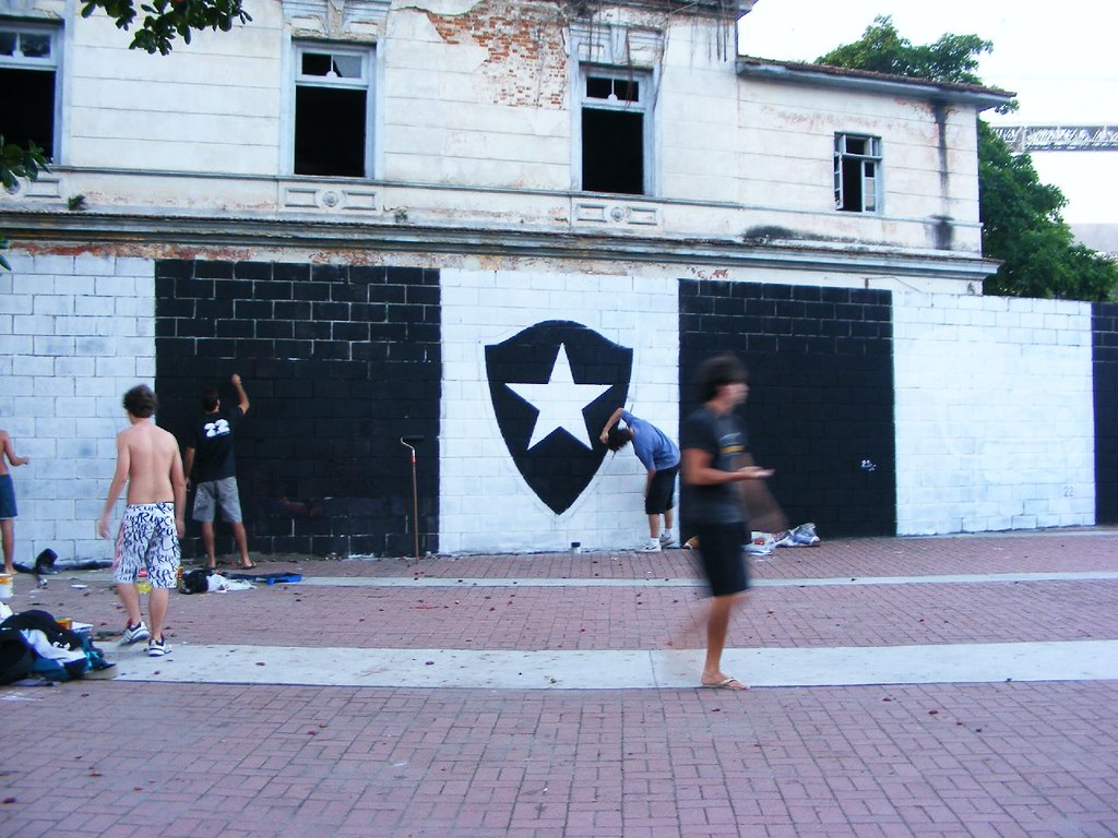 Pedestrian - HD Wallpaper 