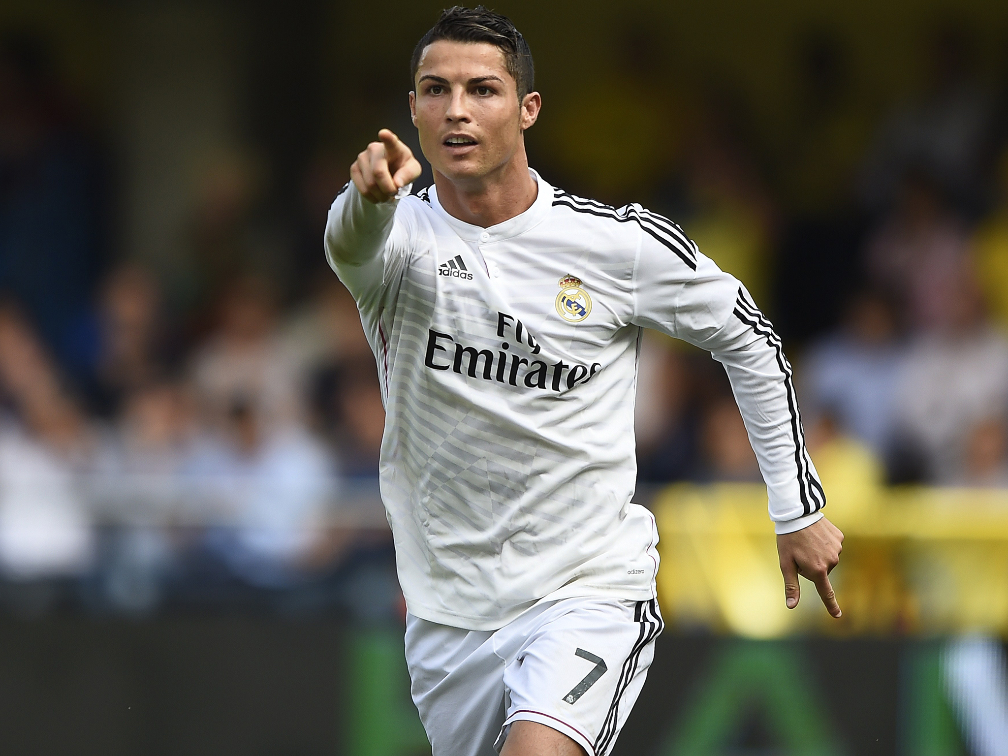 Hd Cristiano Ronaldo Wallpapers And Photos - HD Wallpaper 