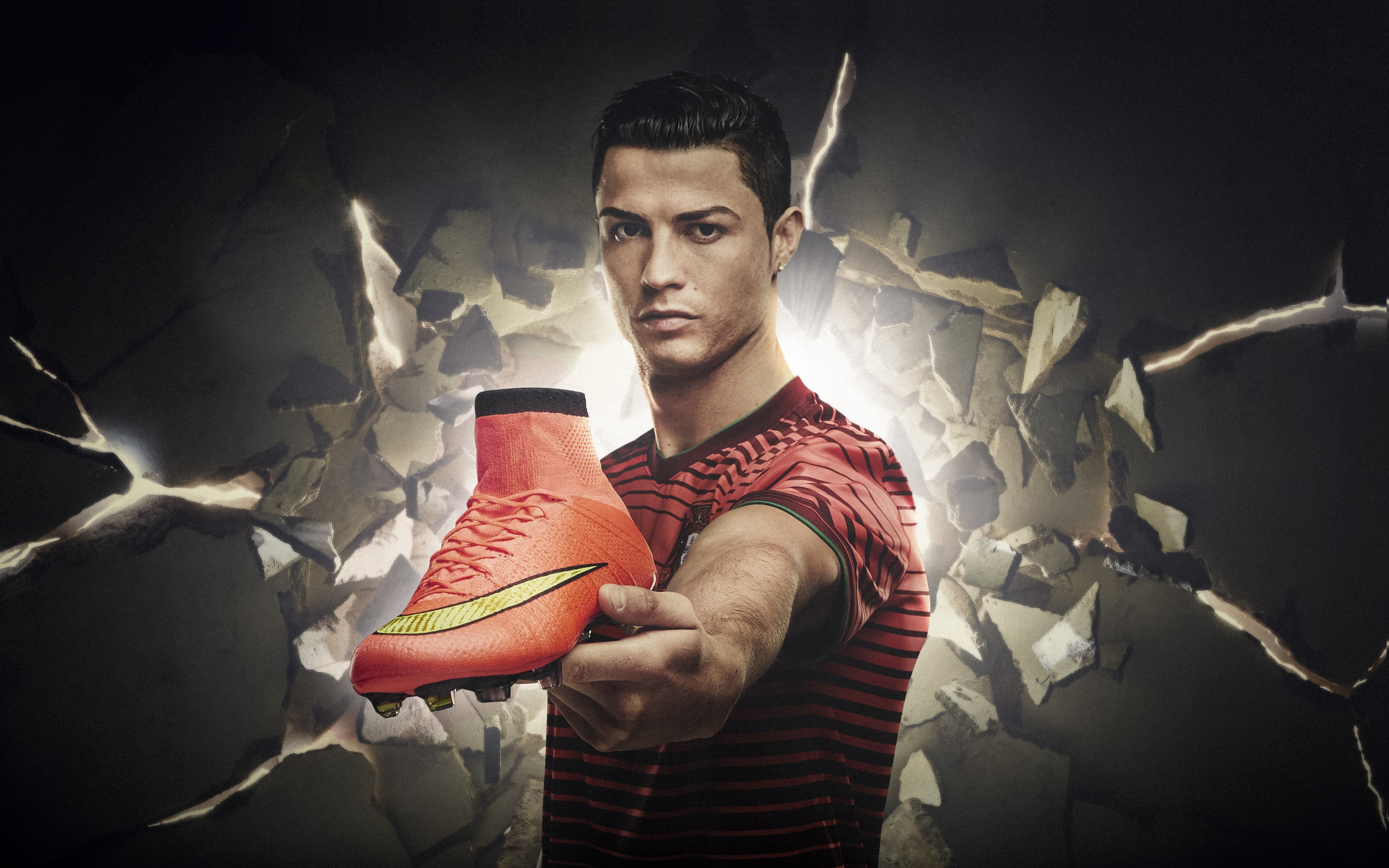 Cristiano Ronaldo, Celebrity, Photoshoot, Player, Wallpaper - Mercurial Superfly Cr7 - HD Wallpaper 