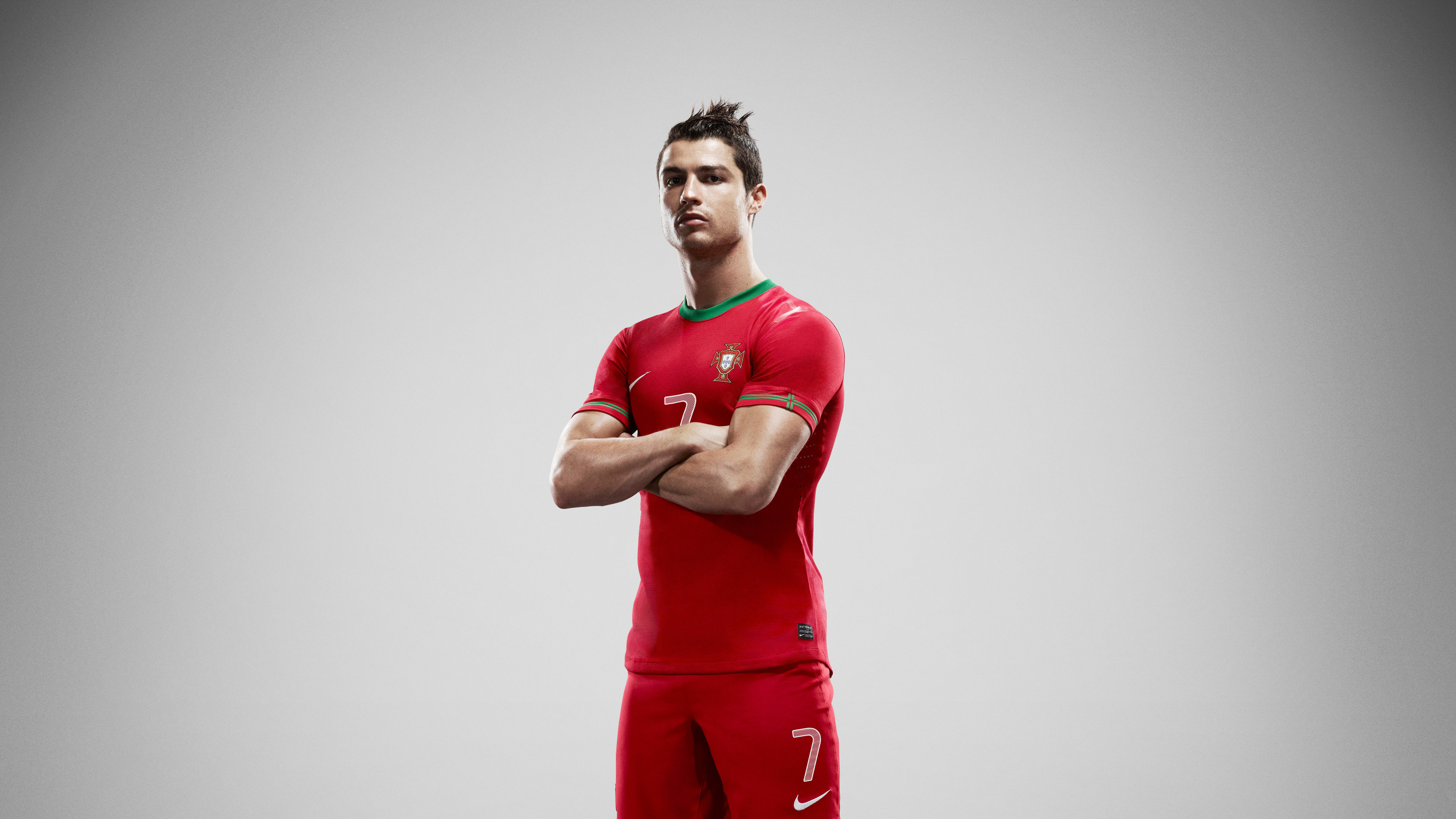 Cristiano Ronaldo Portugal Nike - Cristiano Ronaldo Portugal Hd - HD Wallpaper 