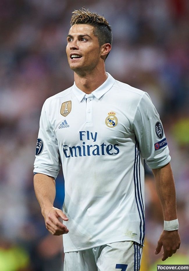 Cristiano Ronaldo Mobile Wallpapers Of Every Clubs - Cristiano Ronaldo Blonde Haare - HD Wallpaper 