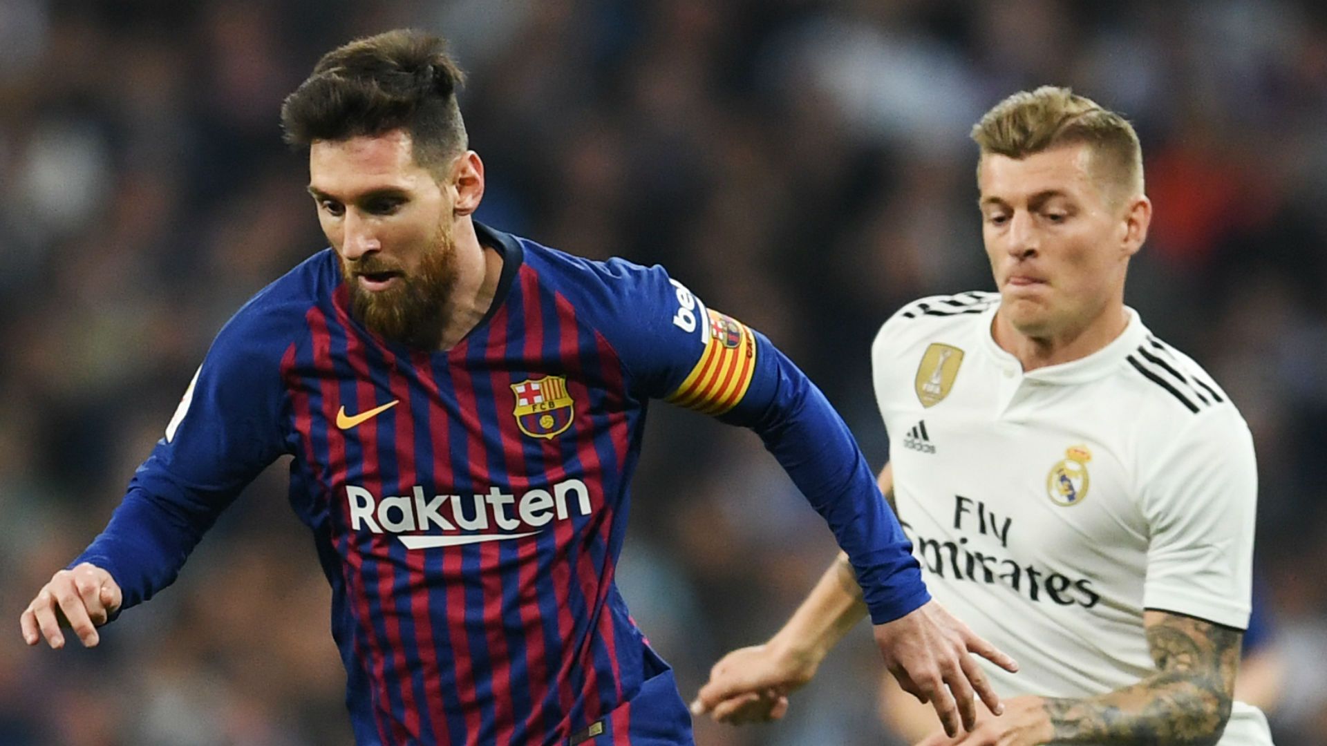 Barcelona & Real Madrid Discover Clasico Dates As 2019-20 - Messi And Toni Kroos - HD Wallpaper 