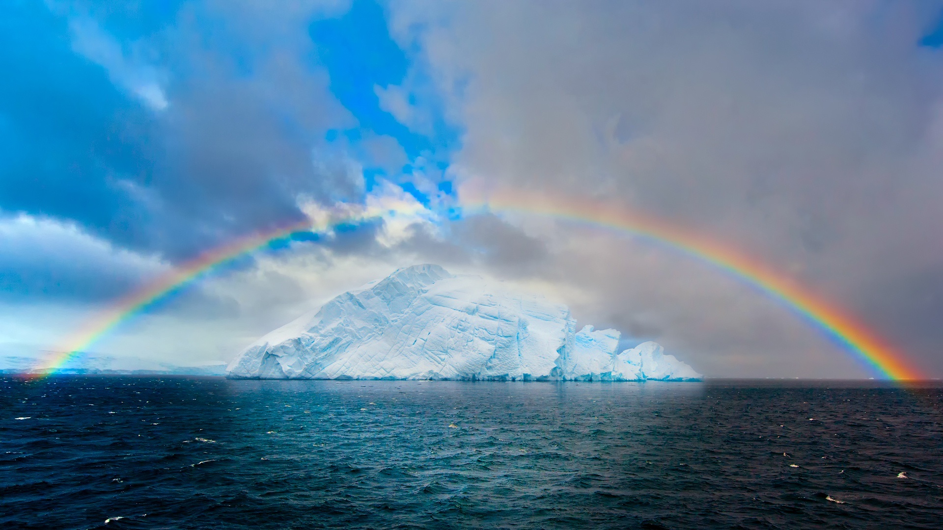 Wallpaper Arctic, Rainbow, Iceberg, Sea - Rainbow Over Ocean Hd - HD Wallpaper 