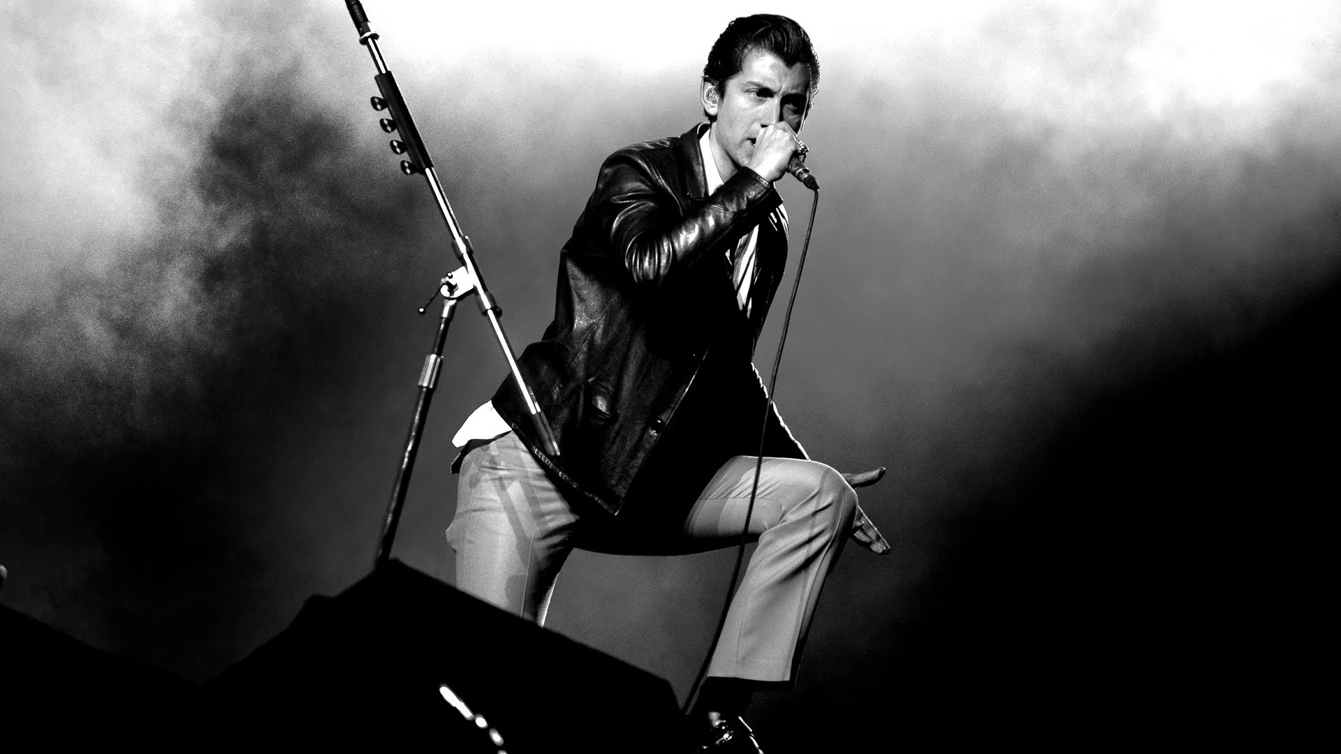 Arctic Monkeys Wallpaper 19201080 - HD Wallpaper 