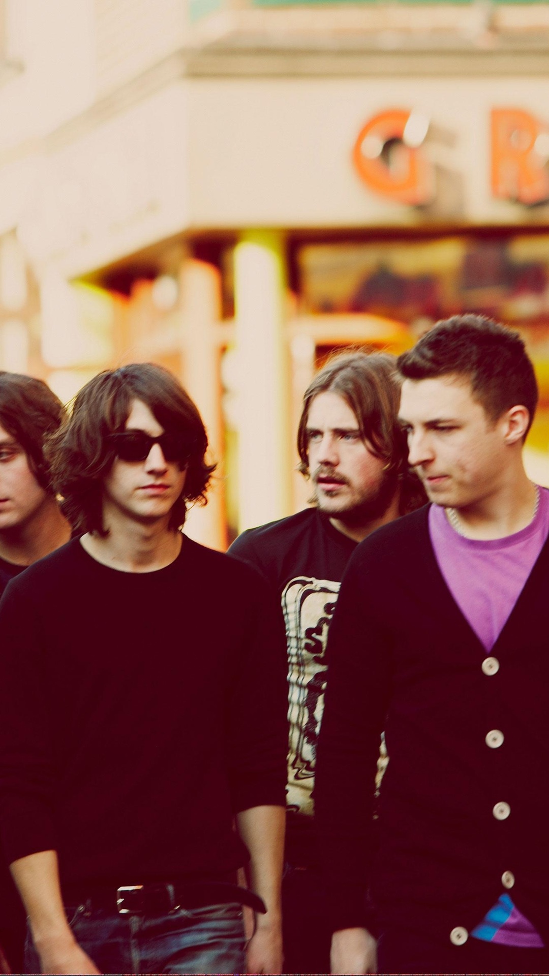 Arctic Monkeys Wallpaper For Mobile Widescreen - Arctic Monkeys And The Black Keys - HD Wallpaper 