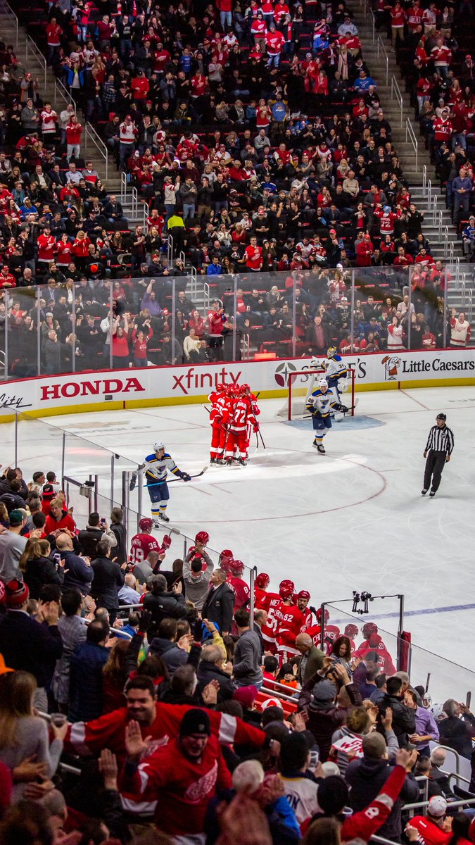 College Ice Hockey - HD Wallpaper 