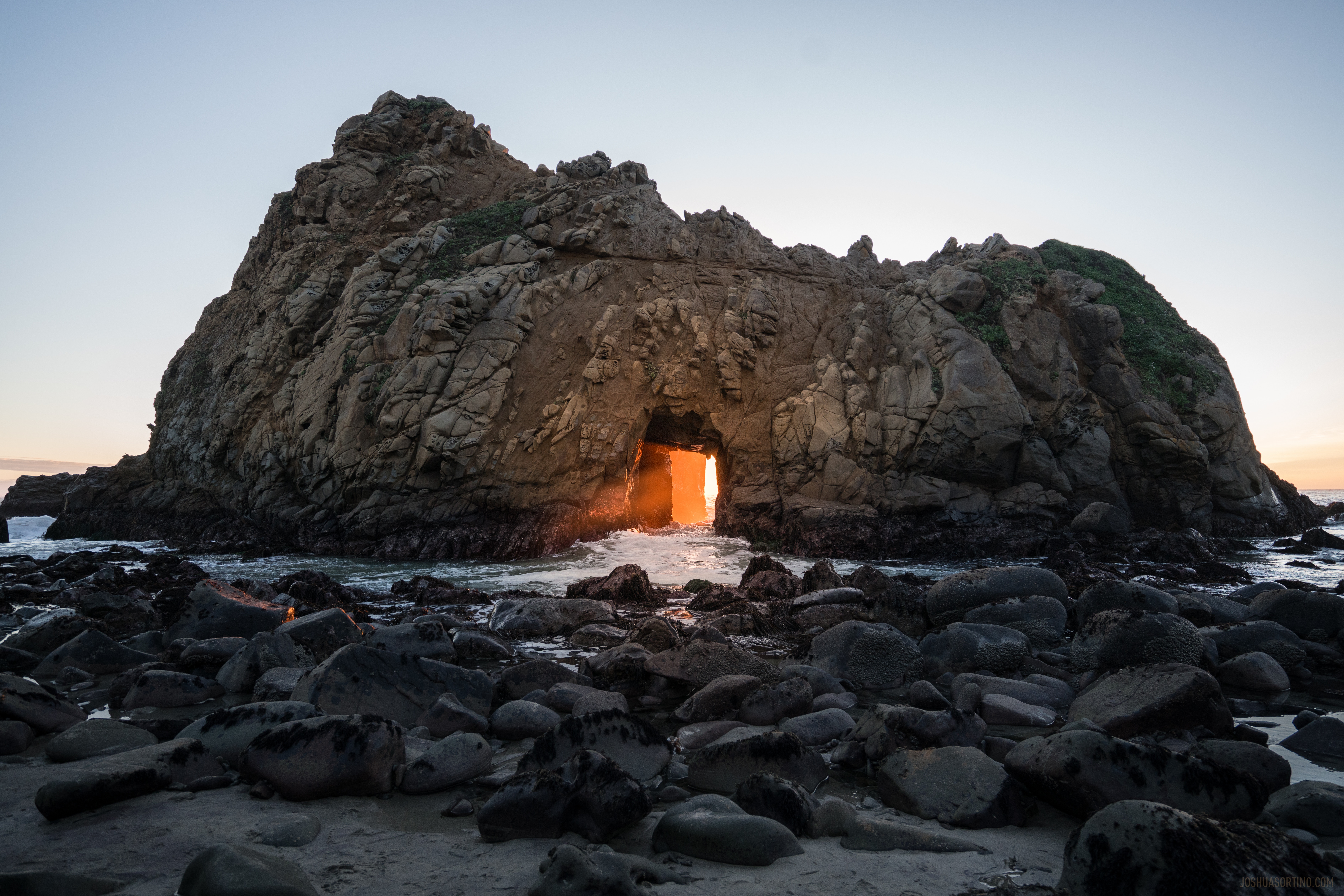 Pfeiffer Beach - HD Wallpaper 