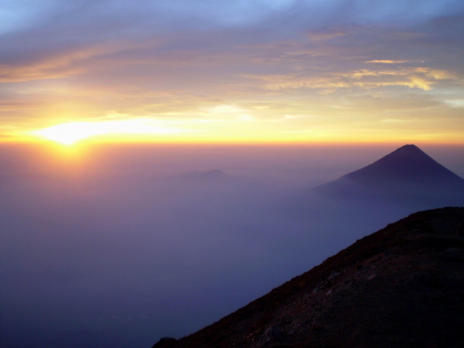 Red Sky At Morning - HD Wallpaper 