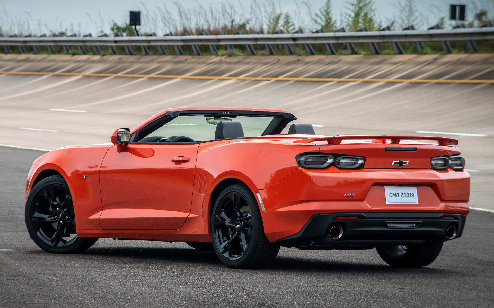 Chevrolet Camaro Convertible 2019 - HD Wallpaper 