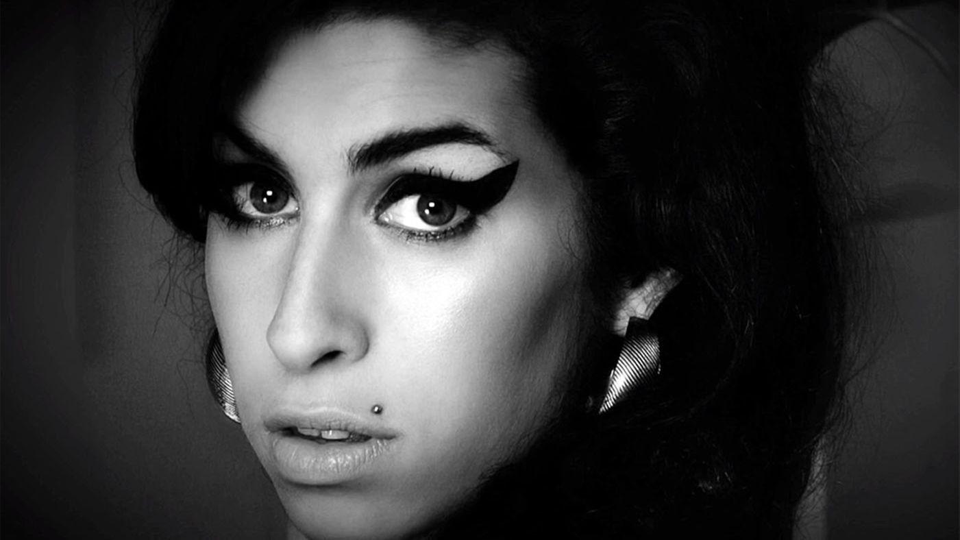 Amy Winehouse Hd Wallpapers, Desktop Wallpaper - Portrait Amy Winehouse - HD Wallpaper 