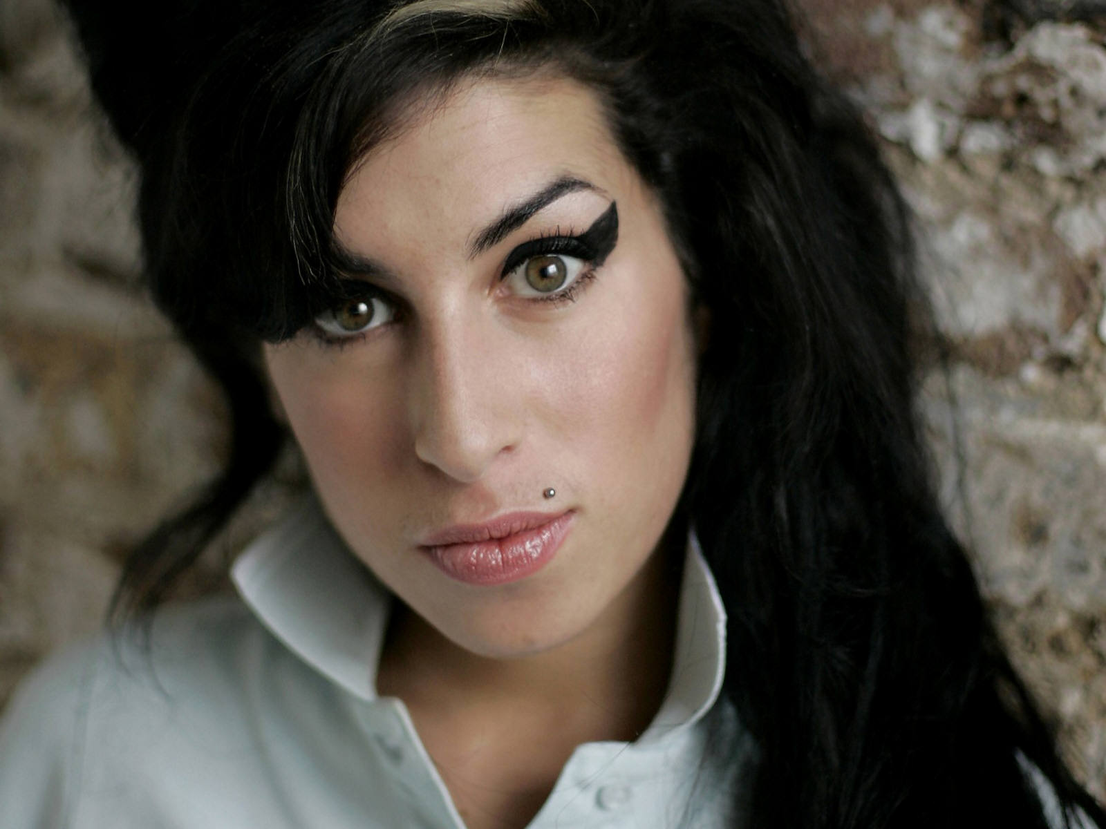 Did Amy Winehouse Die - HD Wallpaper 