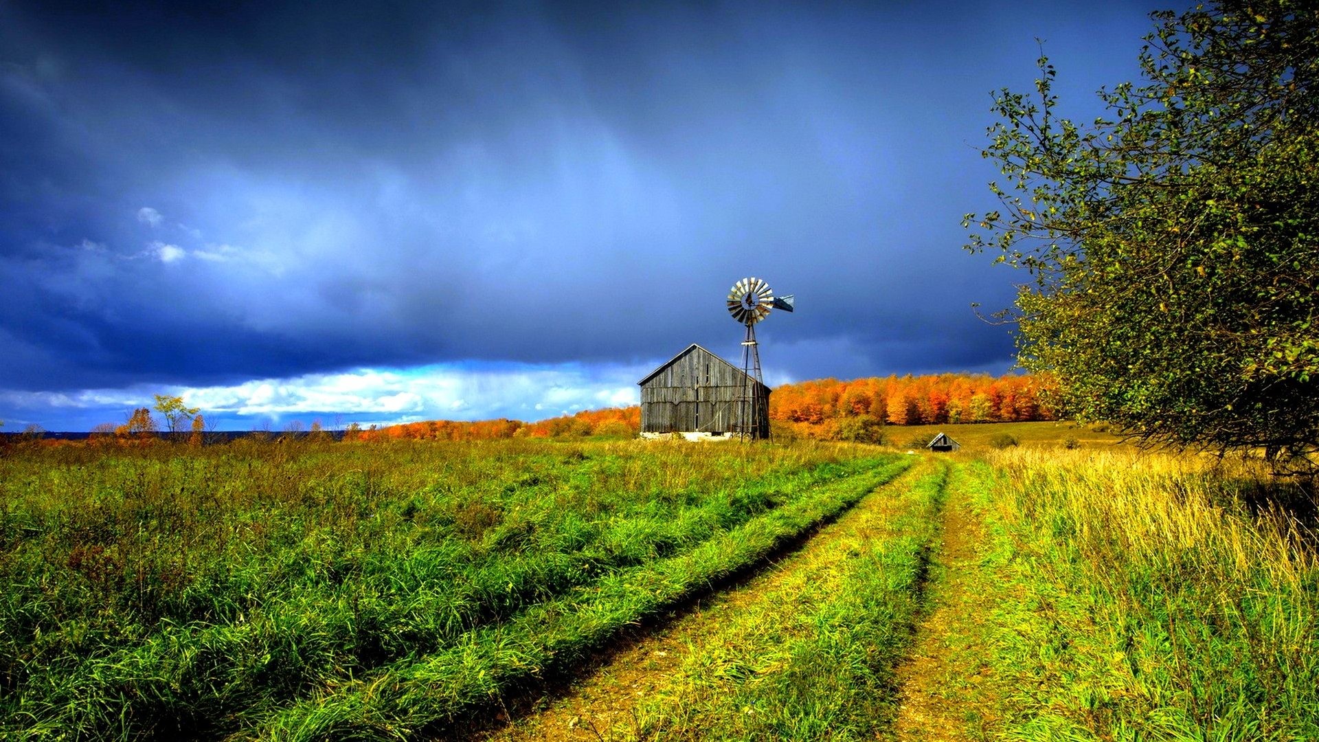 Old Farm Scene Wallpapers-foykm2n - Rain In Farm Hd - HD Wallpaper 
