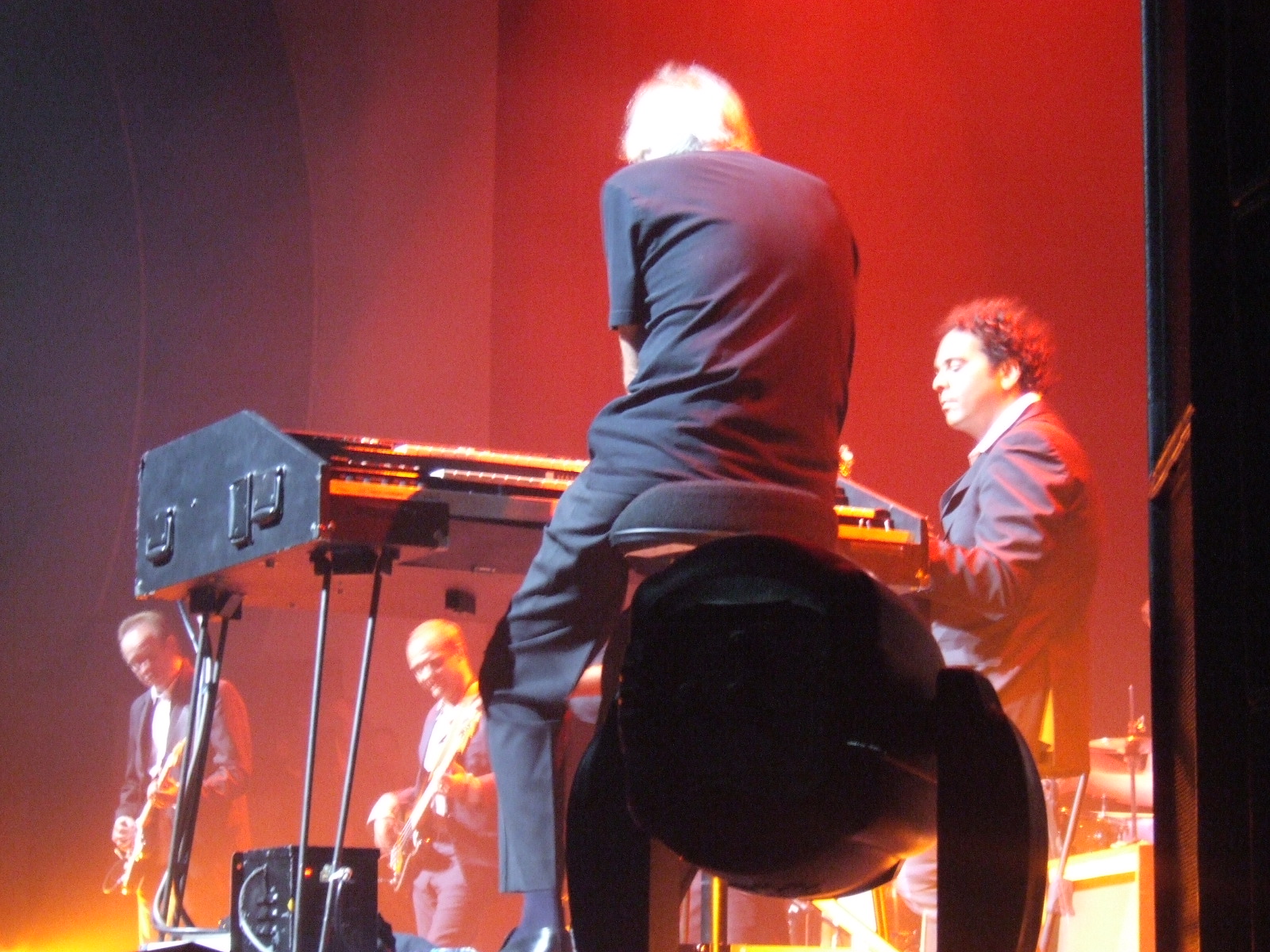 David Gilmour Leicester Odeon - Rock Concert - HD Wallpaper 