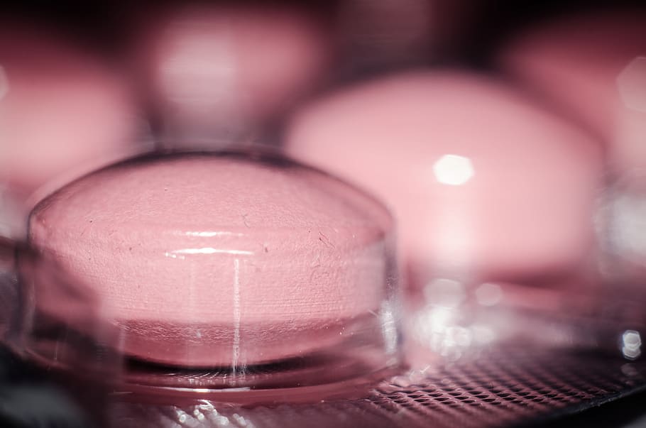 Closeup Photography Of Pink Medication Pill, Medications, - Cachet Rose Pour Dormir - HD Wallpaper 