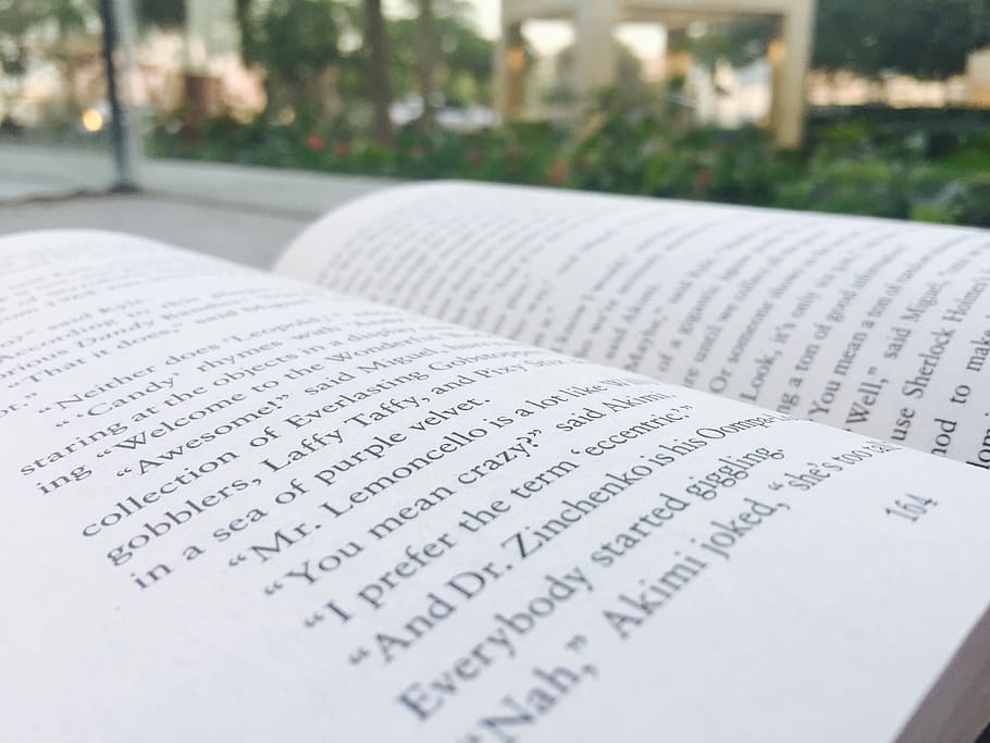 United Arab Emirates, Dubai, Pages, Text, Letters, - Document - HD Wallpaper 